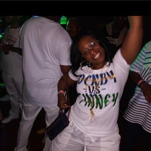 Meet your Posher, Natasha